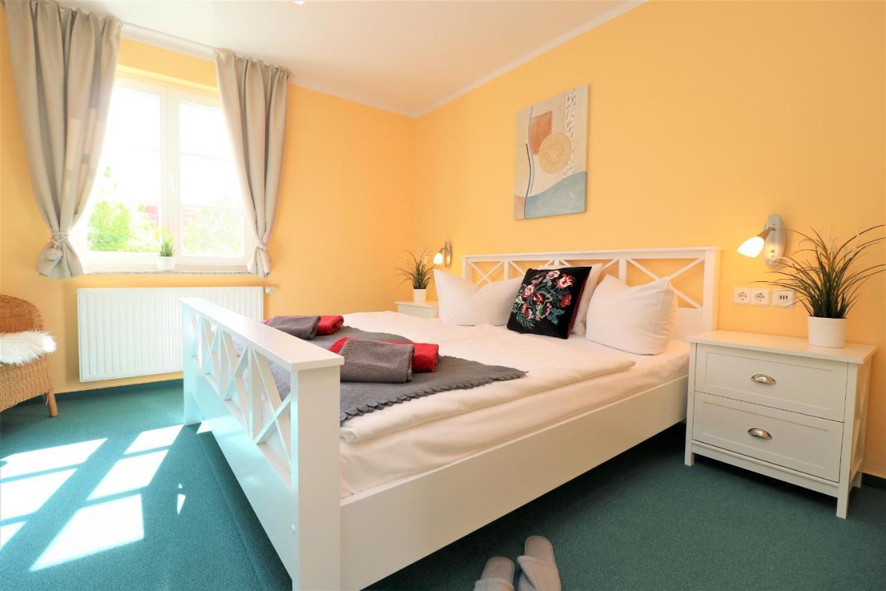 Ferienwohnung Achtern Hafen App 01 Wustrow  Exterior foto