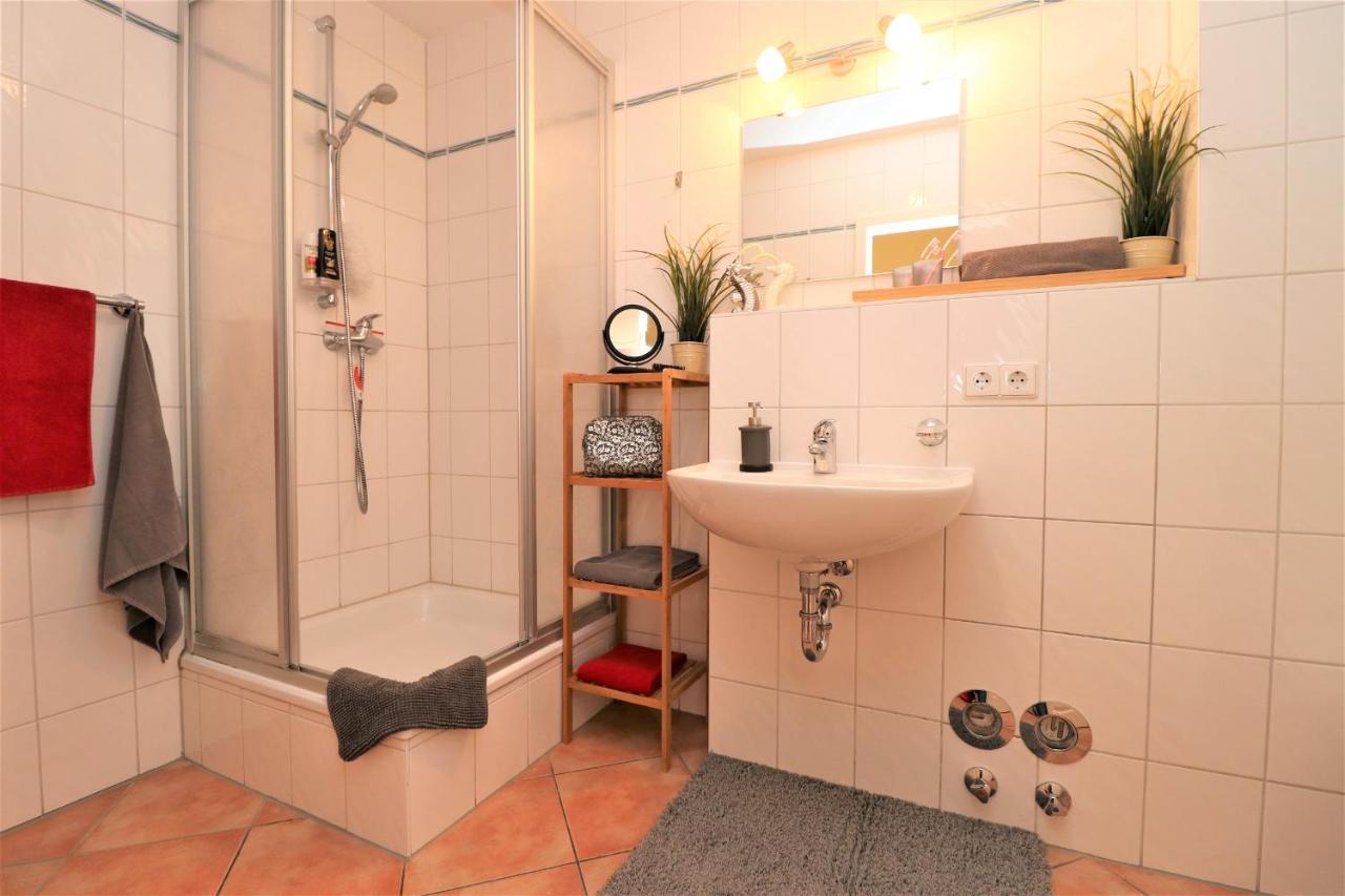 Ferienwohnung Achtern Hafen App 01 Wustrow  Exterior foto