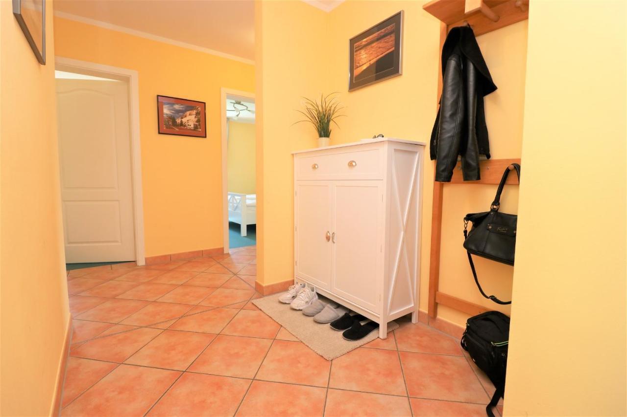 Ferienwohnung Achtern Hafen App 01 Wustrow  Exterior foto